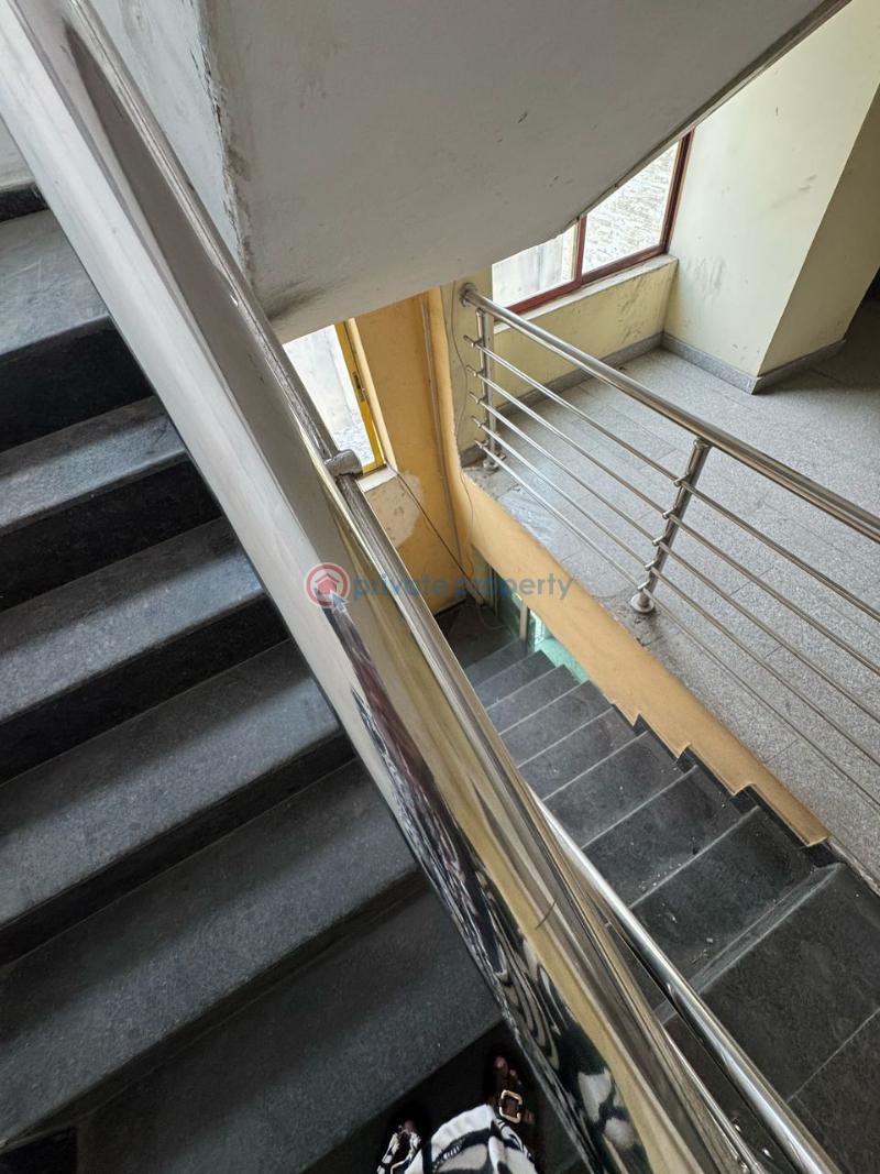 Commercial Property For Rent Victoria Island Lagos - 5