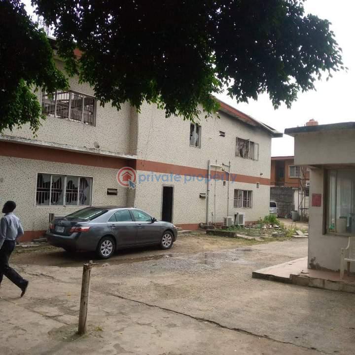 Mall/Complex/Plaza For Sale Ikorodu Road By Ilupeju Anthony Anthony Village Maryland Lagos - 0