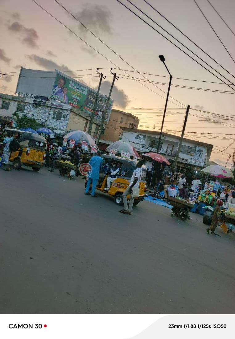 10 bedroom Mall/Complex/Plaza For Sale Ijaiye Road Ogba Ogba Bus-stop Lagos - 3