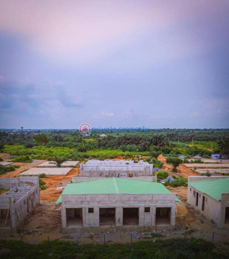 Mixed use Land For Sale Mowe Golf Town Located Off Lagos Ibadan Expressway, Mowe Very Close To Christopher University, Punch Newspaper, C Way Foods And Beverages, Rccg Camp , Ogun Gas Nigeria Limited, Deeper Life, Tribune Newspaper, 7 Up, Lagos Ogun Toll Gate And Ikeja Train Lagos Extension Ogun - 6