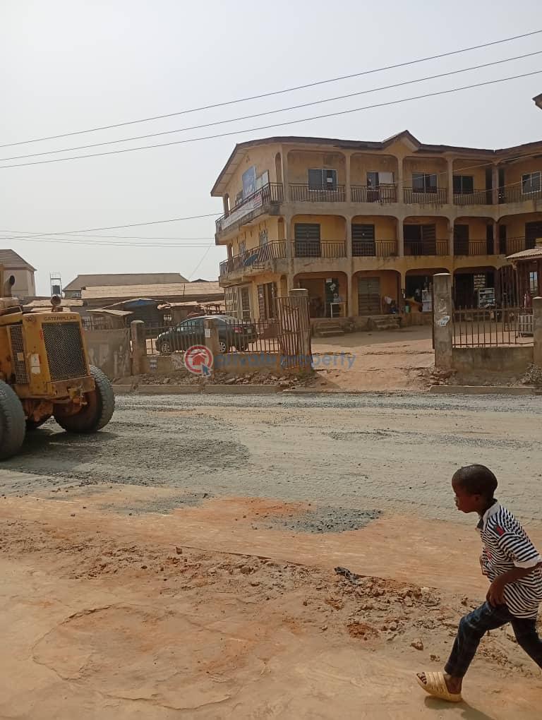 Mall/Complex/Plaza For Sale Jiwa Oke Aro Iju-Ishaga Agege Lagos - 0
