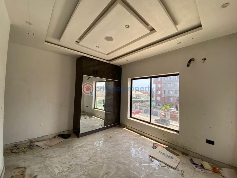 Commercial Property For Rent Lekki Phase 1 Lagos - 4