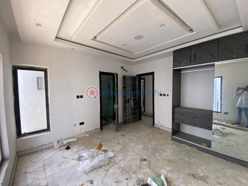 Commercial Property For Rent Lekki Phase 1 Lagos - 8