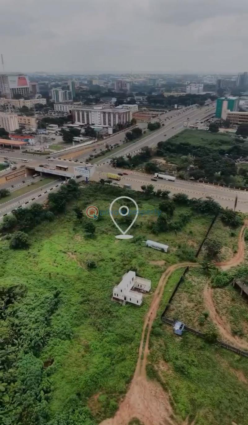 Commercial Land For Sale Central Area / Abuja Central Area Abuja Phase 1 