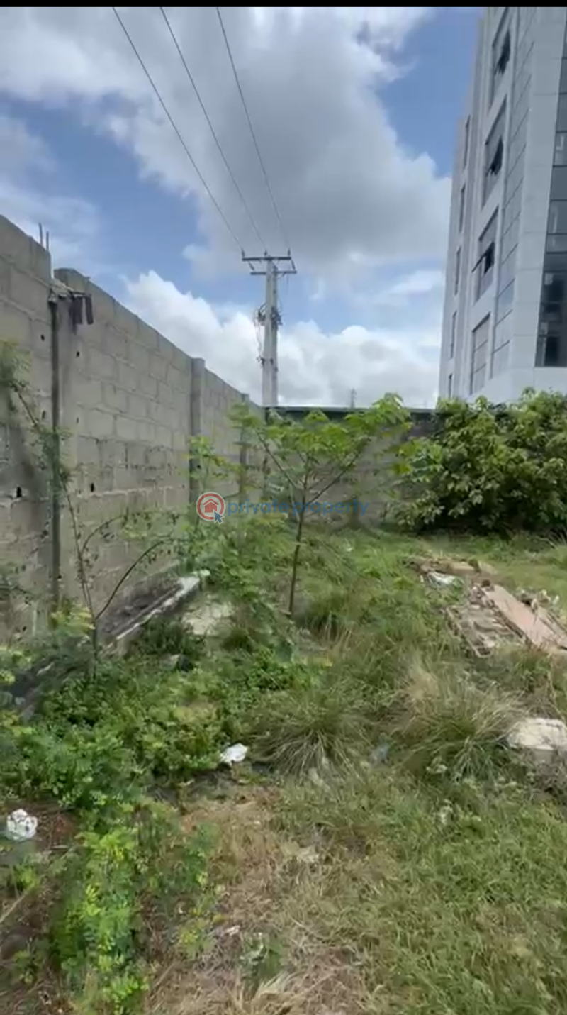 Commercial Land For Rent Off Muri Okunola Street Ligali Ayorinde Victoria Island Lagos - 0