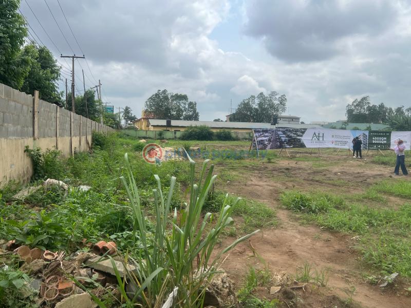 Mall/Complex/Plaza For Sale Along Agidingbi Road Opposite Coca Cola Agidinbgi Ikeja Lagos - 0