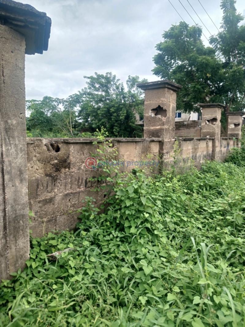 Commercial Land For Sale Iyaganku Ibadan Oyo - 3