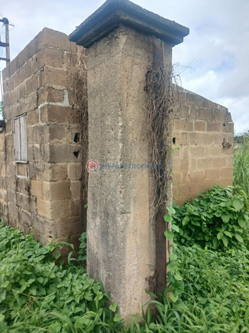 Commercial Land For Sale Iyaganku Ibadan Oyo - 1