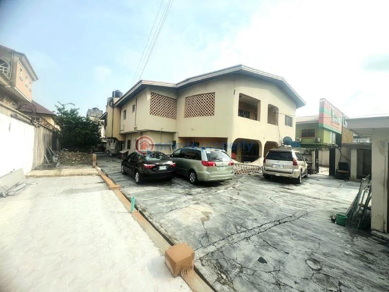 Commercial Land For Sale Lekki Phase 1 Lagos - 1