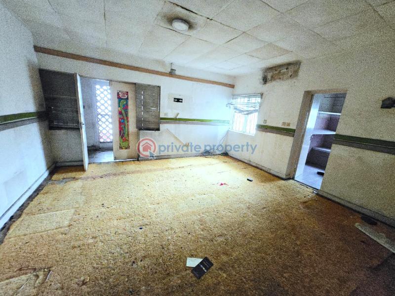 6 bedroom Office For Rent Adeola Odeku Victoria Island Lagos - 17