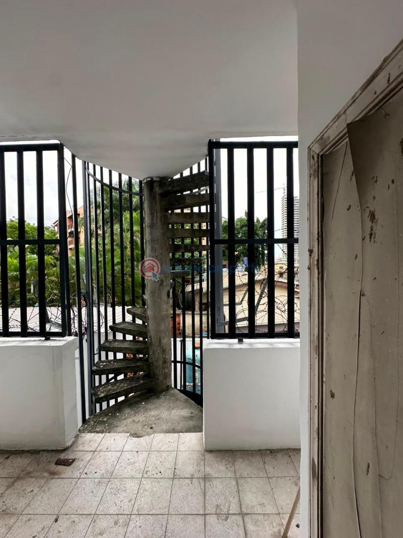 Commercial Property For Rent Ikoyi Lagos - 11