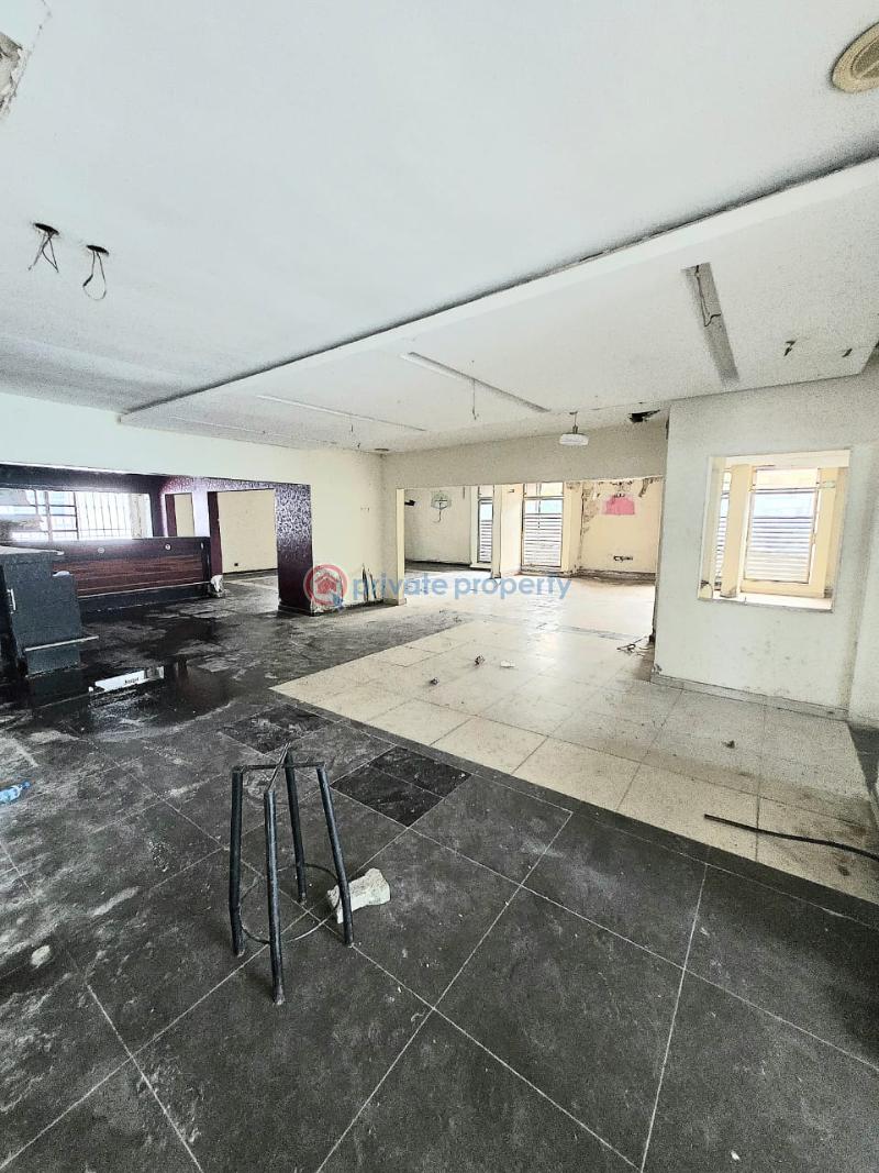 Commercial office space - 5 4 bedroom Office For Rent Victoria Island Lagos - 5