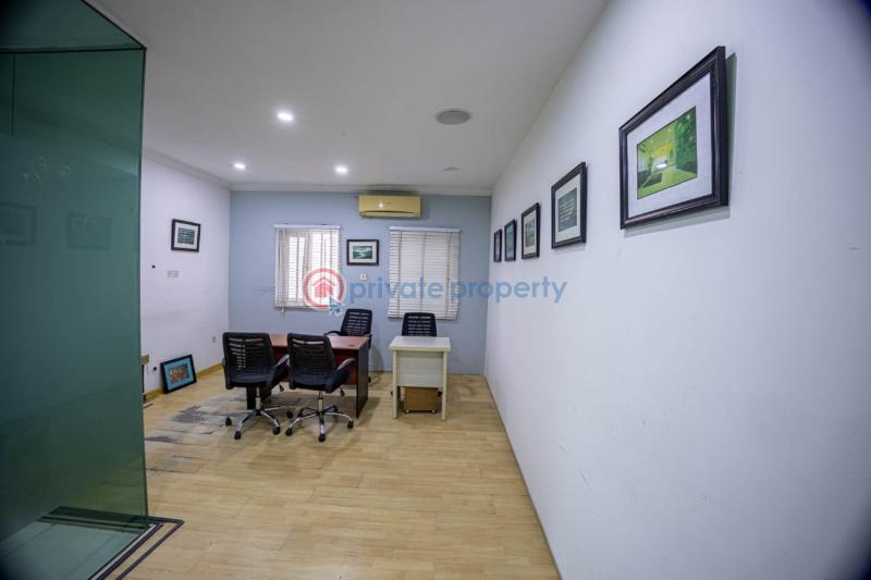 Commercial office space - 4 1 bedroom Office For Rent Oniru Victoria Island Lagos - 4