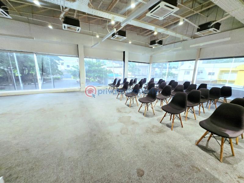1 bedroom Office For Sale Victoria Island Lagos - 5