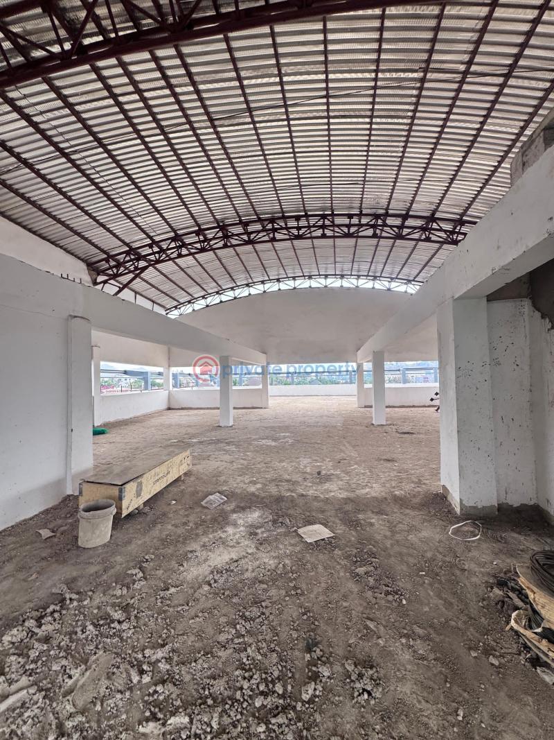 Mall/Complex/Plaza For Sale Wuse II Abuja Phase 1  - 4