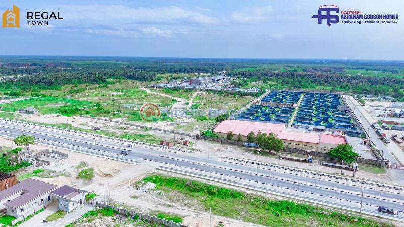 Land For Sale Beside Pan African University Regal Town Estate Ibeju-Lekki Lagos - 3