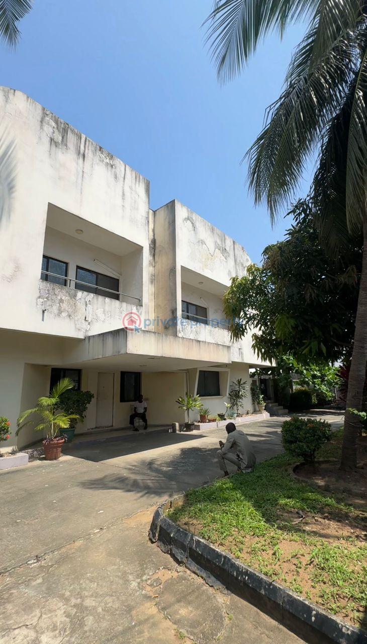 Commercial Property For Rent Victoria Island Lagos - 3