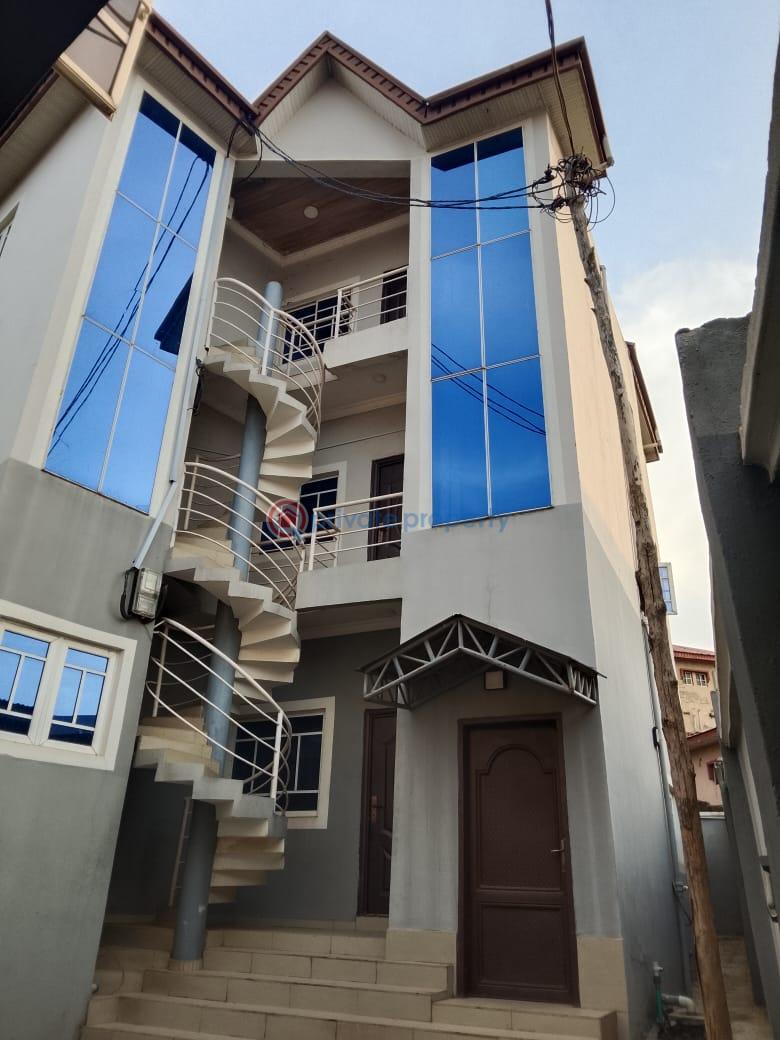 Mall/Complex/Plaza For Sale Abiola Way Ijeun Titun Abeokuta Ogun - 2