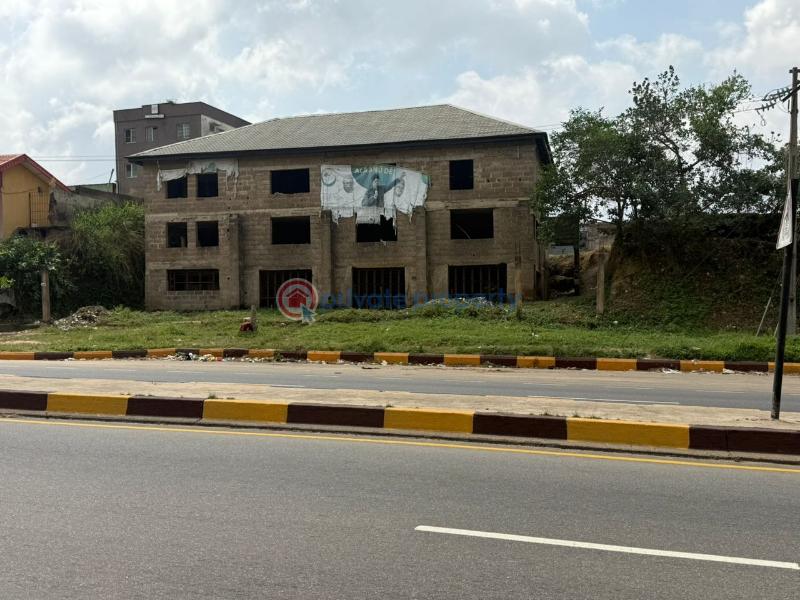 10 bedroom Office For Sale Mko Abiola Way Ring Road Ibadan Oyo