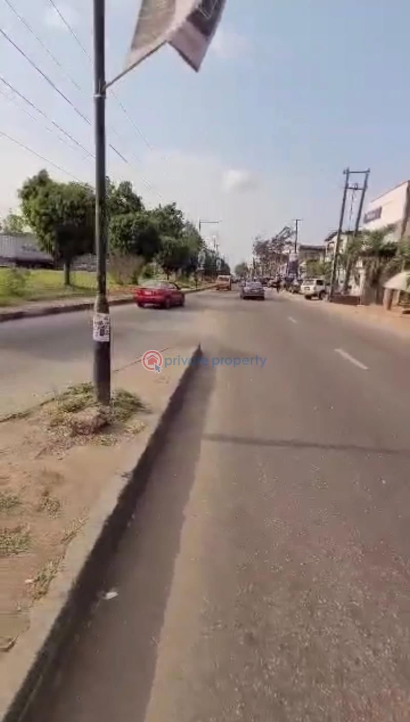 Office For Sale Palmgrove Ikorodu Road Shomolu Lagos - 2