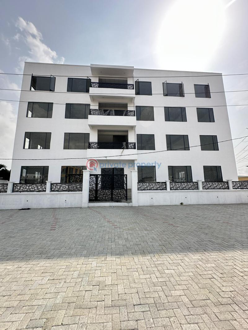 Mall/Complex/Plaza For Sale Ikate Elegushi Lekki Lagos - 1