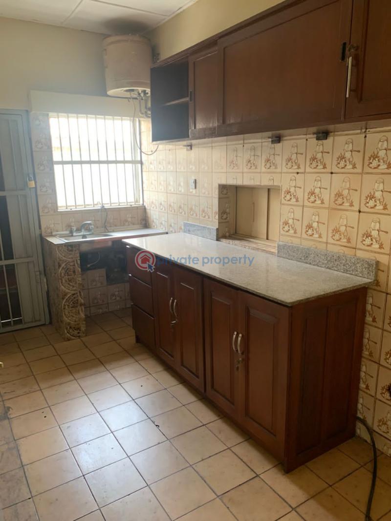 Office For Rent Adeniran Ogunsanya Surulere Lagos - 5