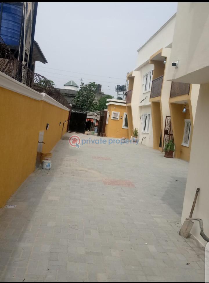 10 bedroom Block Of Flats For Sale Ago Palace Way Okota Isolo Lagos - 4