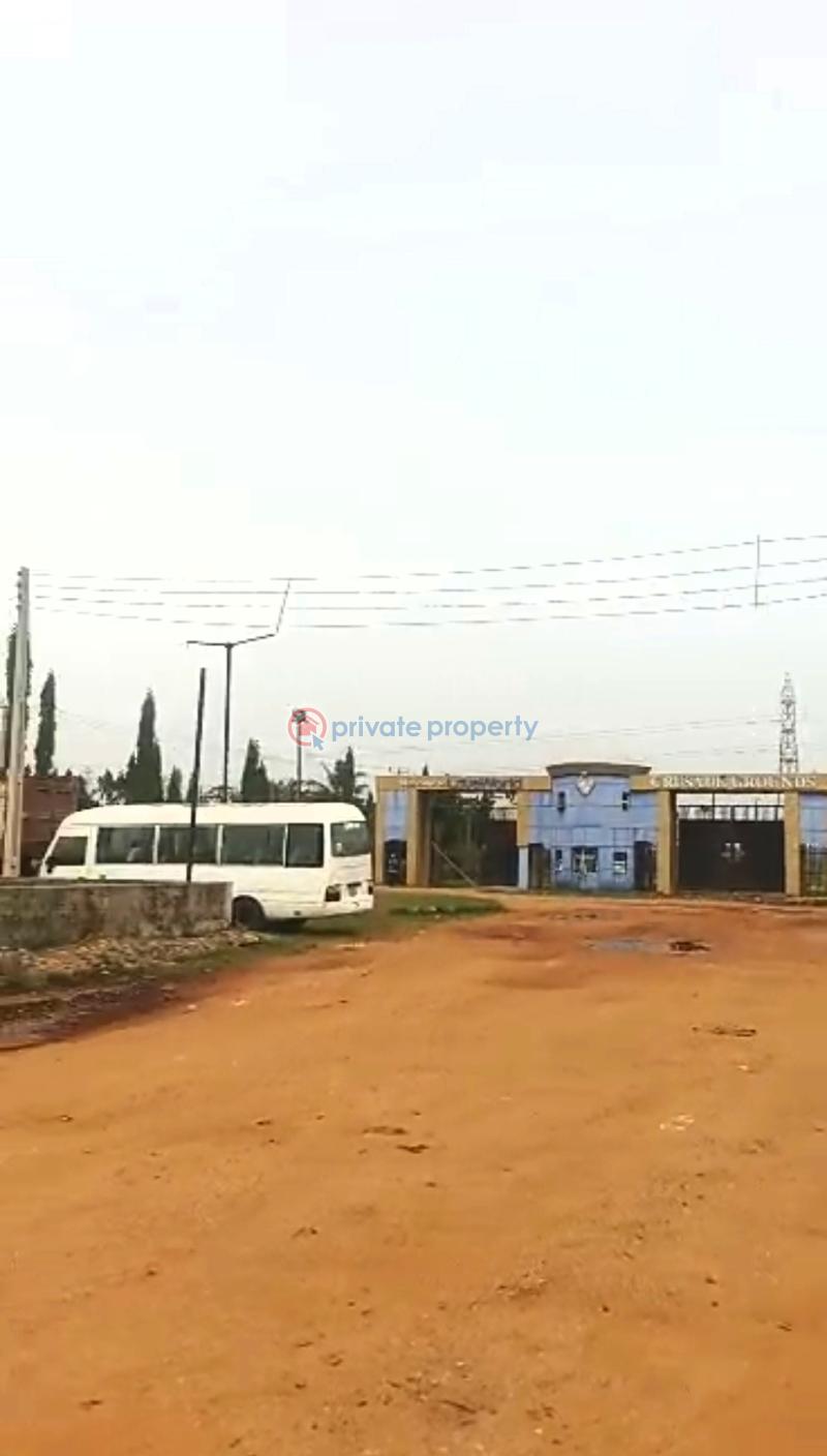 Mall/Complex/Plaza For Sale On A Corner Piece By Christ Embassy Camp Ground Gate. Benin Edo - 3