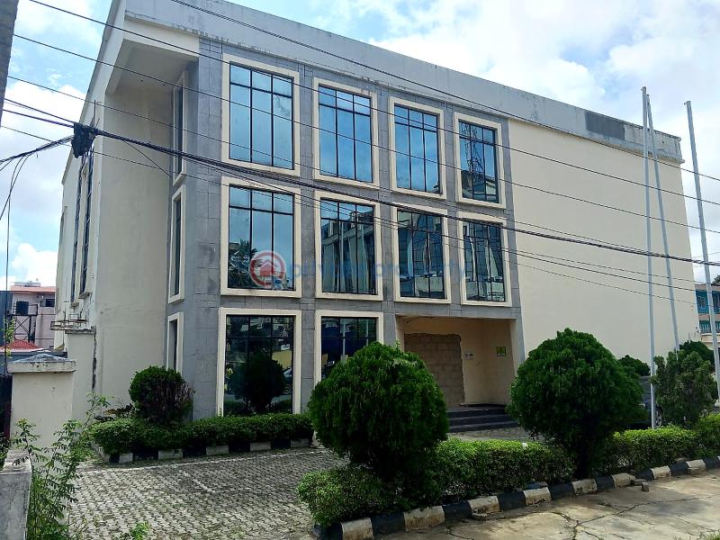 Commercial Property For Sale Victoria Island Lagos - 11