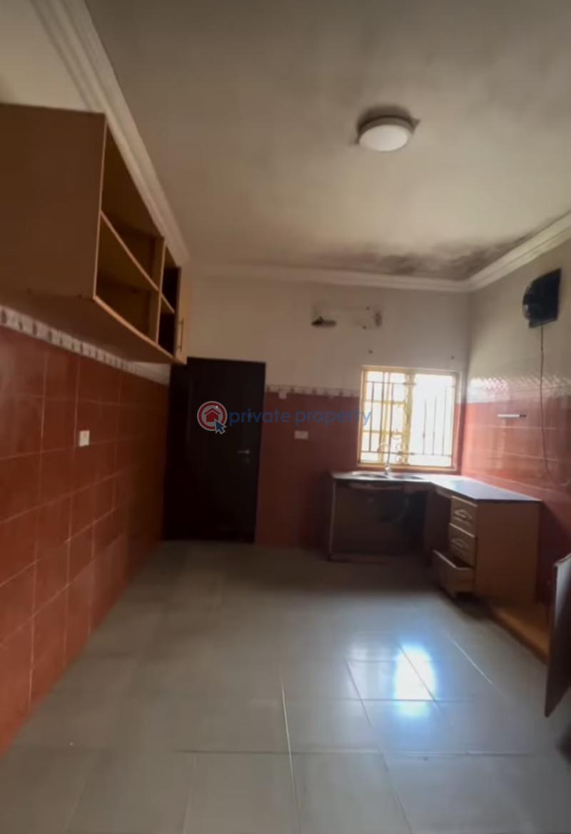 Commercial Property For Rent Lekki Phase 1 Lagos - 5