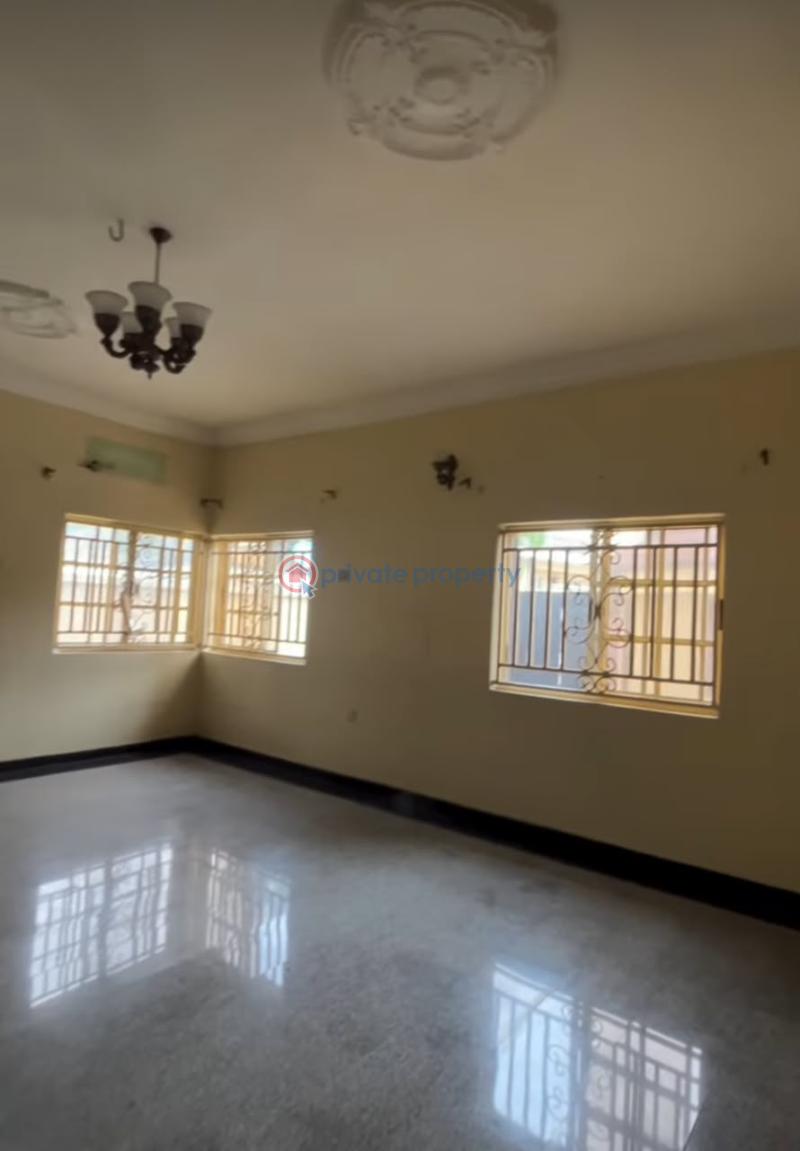 Commercial Property For Rent Lekki Phase 1 Lagos - 4