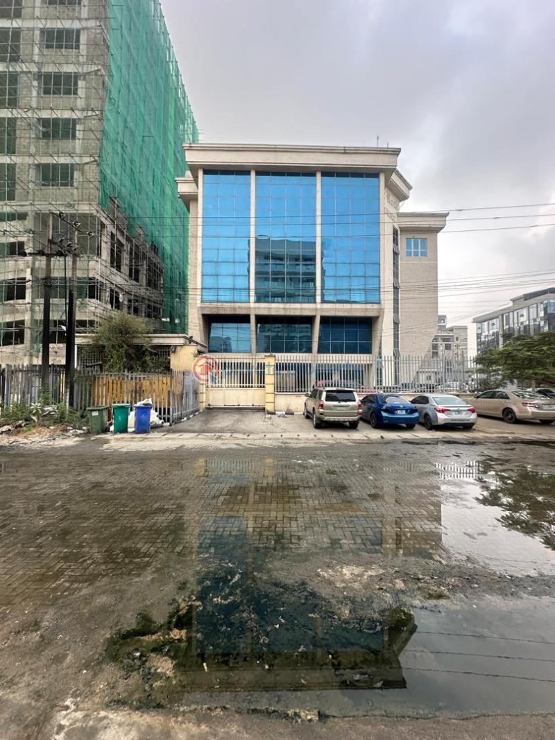 Commercial Property For Rent Lekki Phase 1 Lagos - 9