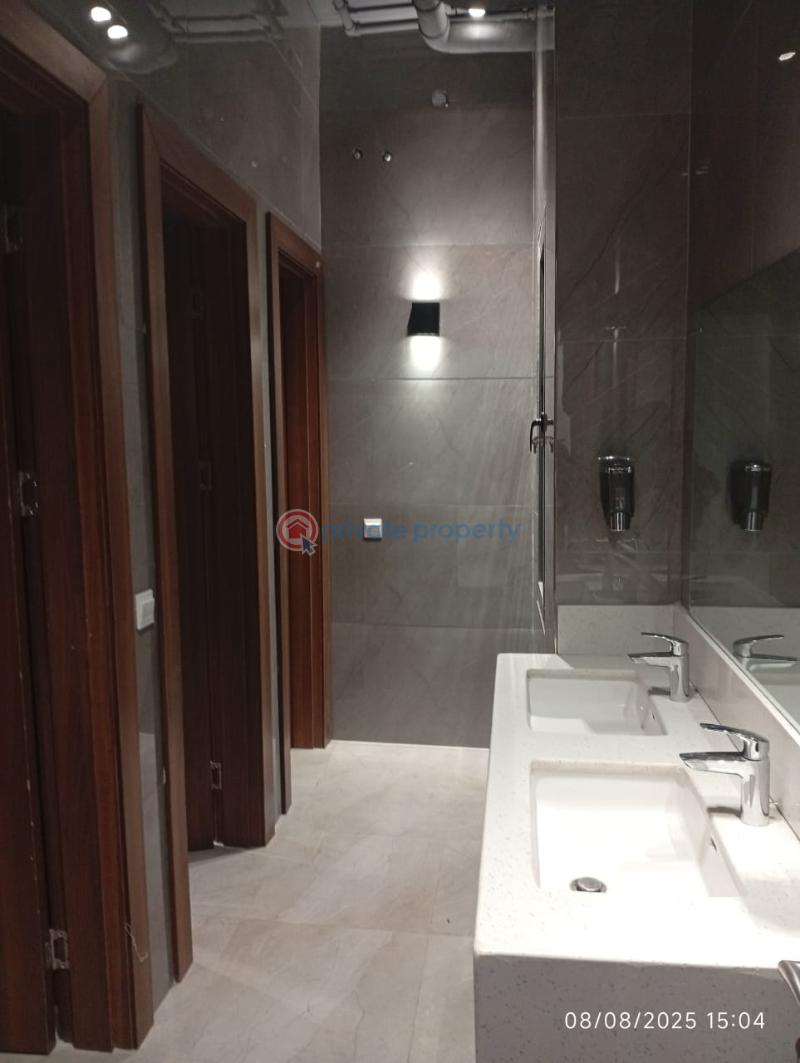 Commercial Property For Rent Victoria Island Lagos - 11