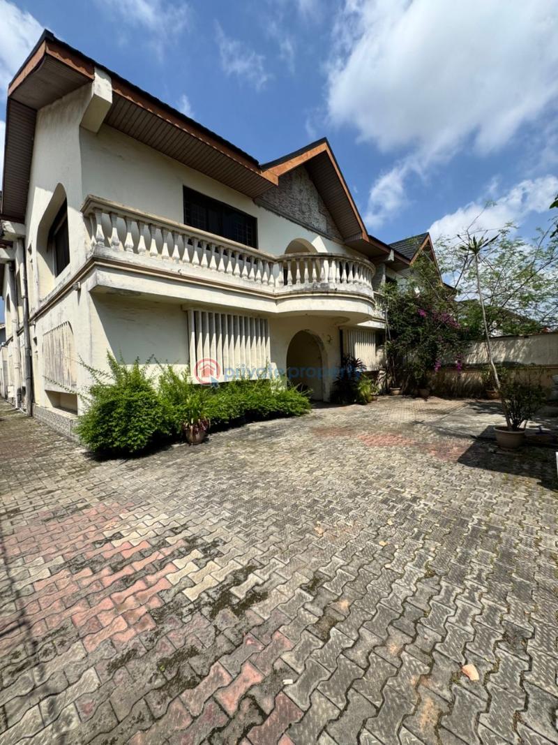 Commercial Property For Rent Lekki Phase 1 Lagos - 3