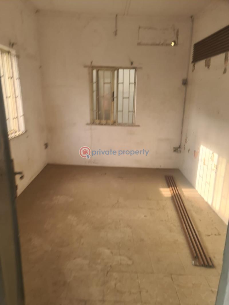 4 bedroom Commercial Property For Rent Lekki Lagos - 2