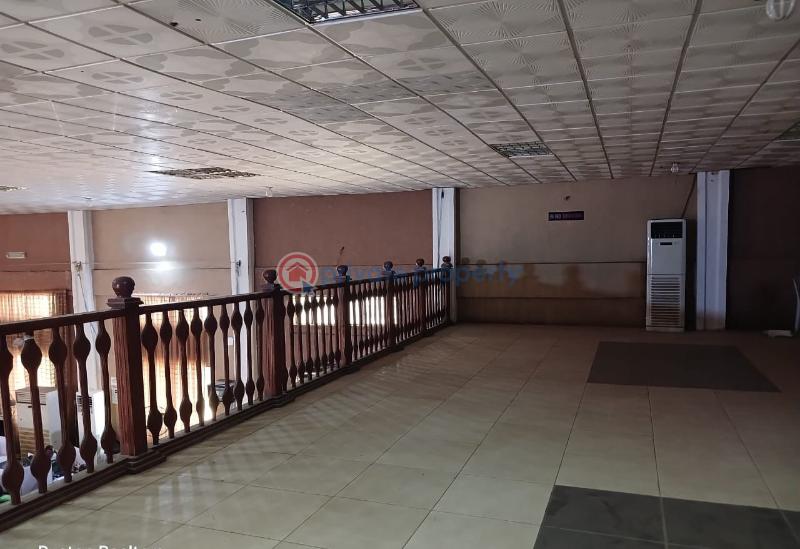 Commercial Property For Sale Aleshinloye Rd, Jericho Ibadan Oyo - 4