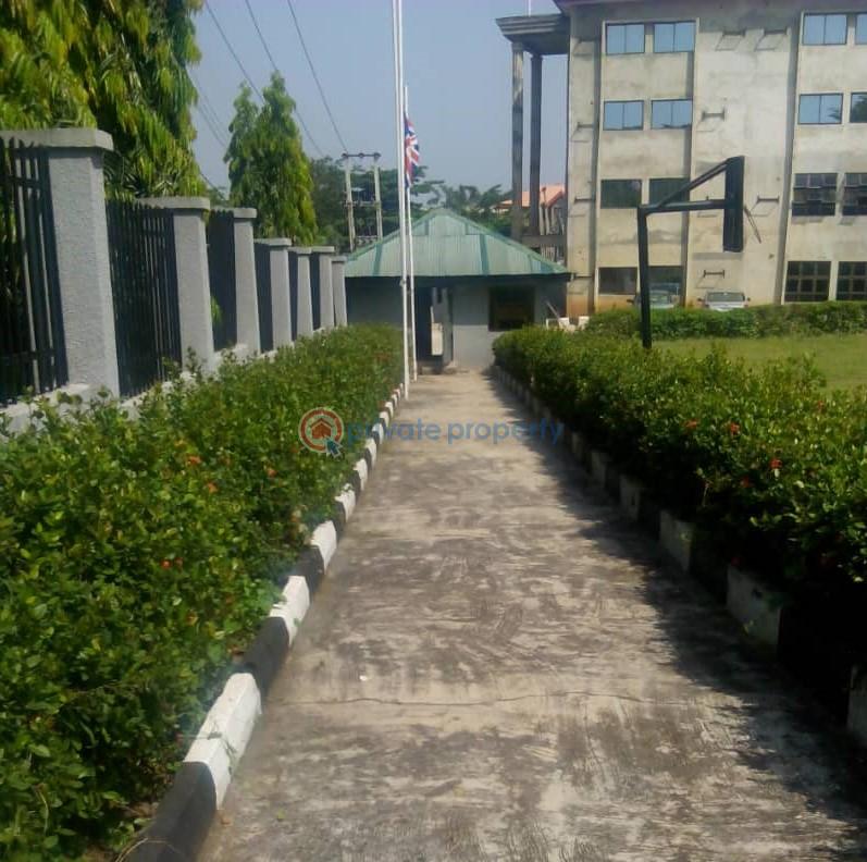 Commercial Property For Sale Samonda Road Samonda Ibadan Oyo - 1
