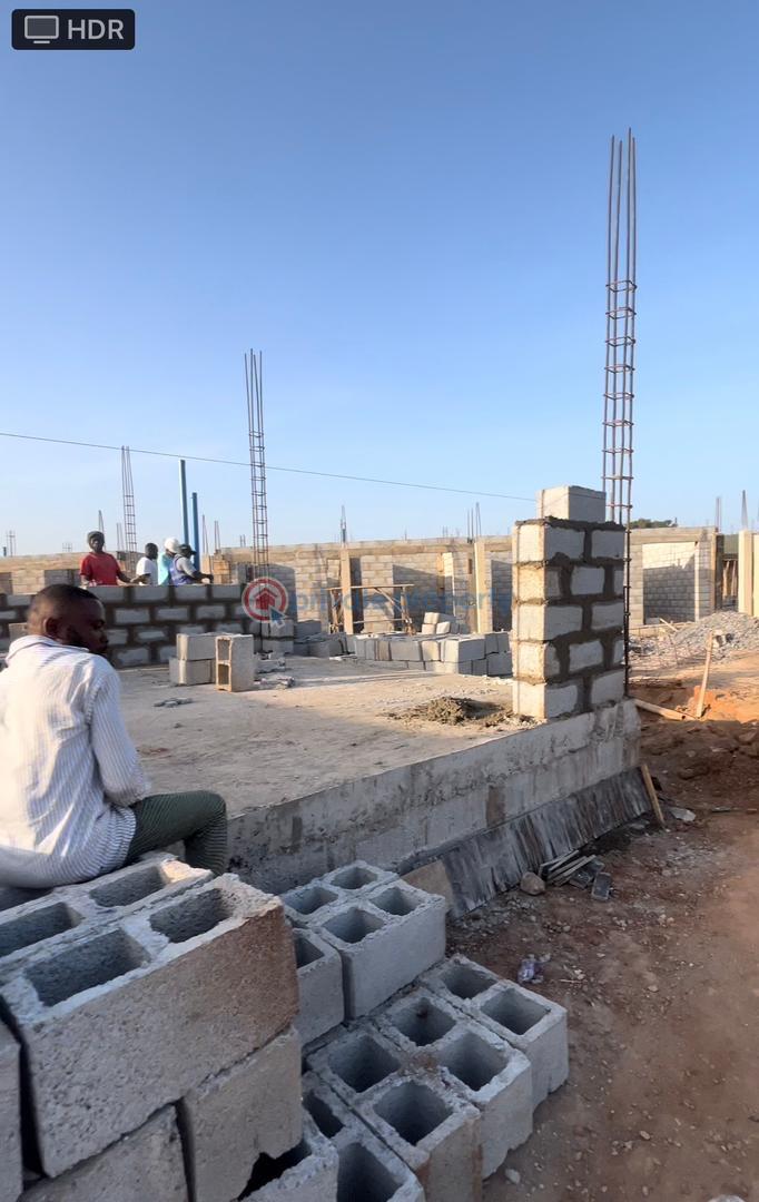 Mall/Complex/Plaza For Sale Apo Resettlement Apo Abuja Phase 2  - 0