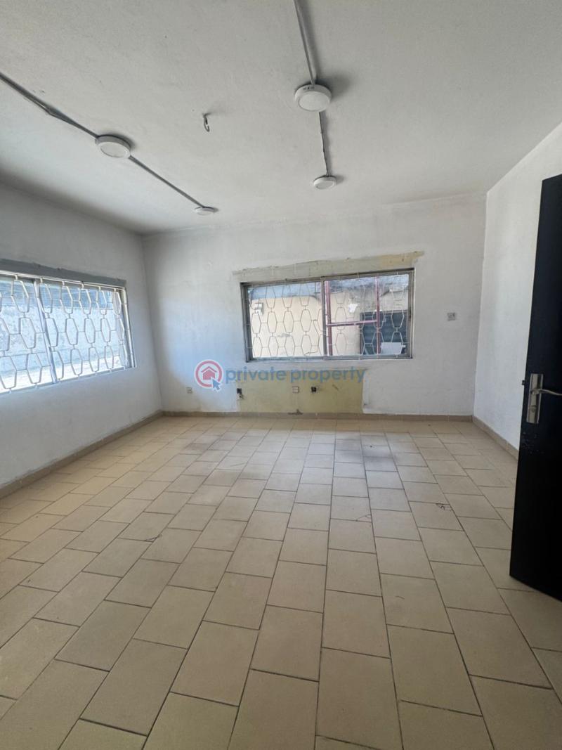Commercial Property For Rent Victoria Island Lagos - 9