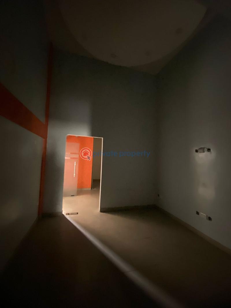 Commercial Property For Rent Victoria Island Lagos - 5