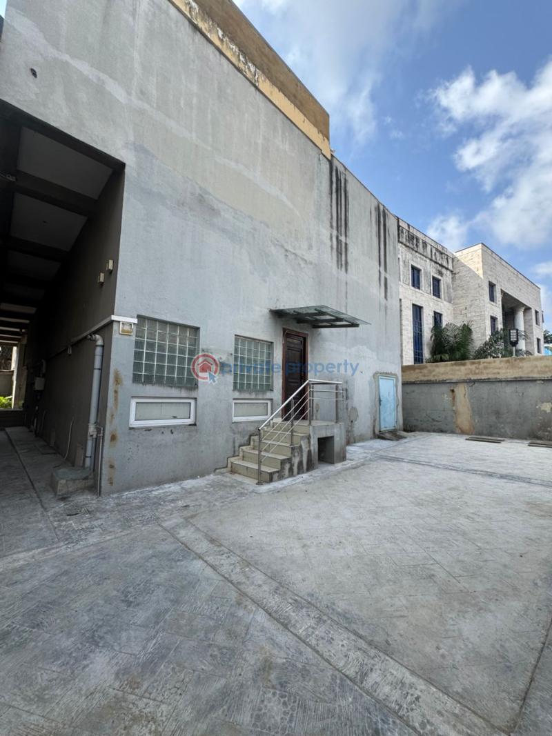Commercial Property For Rent Victoria Island Lagos - 10