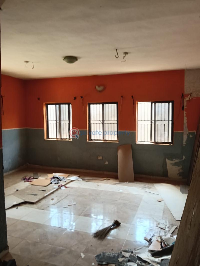 10 bedroom Commercial Property For Sale Akute, Close To Ojodu Berger Ifo Ogun - 12