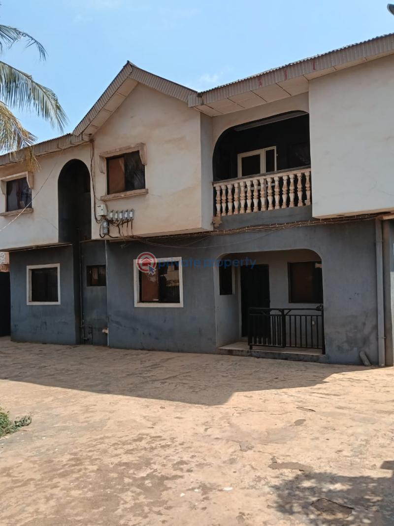 10 bedroom Commercial Property For Sale Akute, Close To Ojodu Berger Ifo Ogun - 1