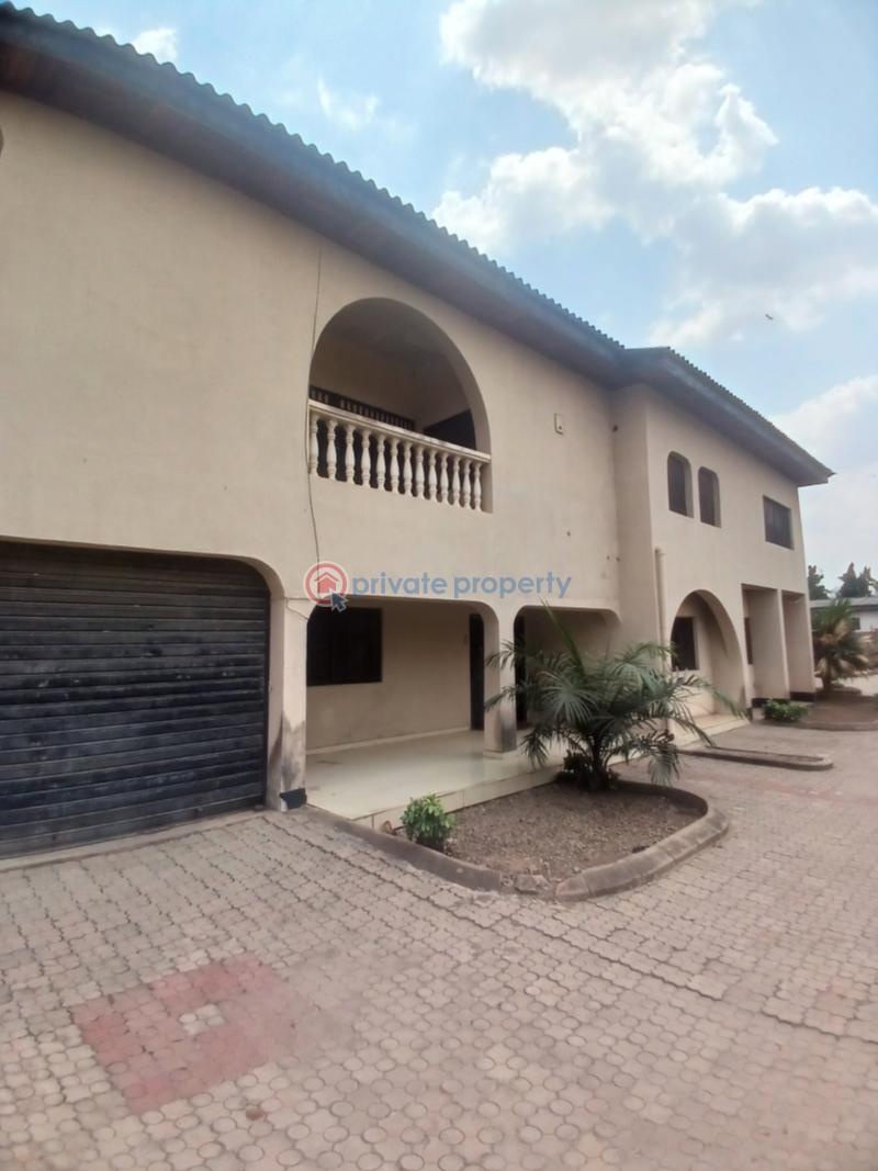 10 bedroom Office For Rent Old Bodija Estate Bodija Ibadan Oyo - 1