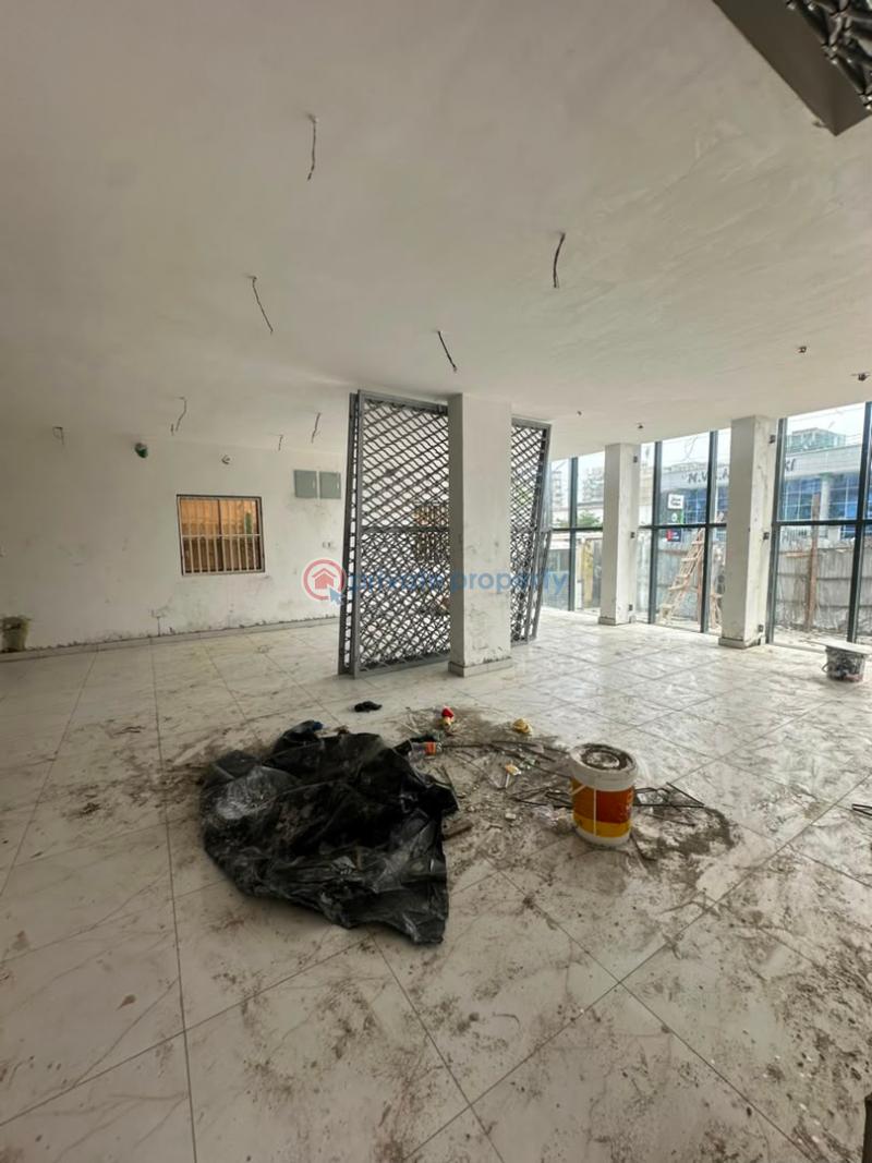 Commercial Property For Rent Lekki Phase 1 Lagos - 6