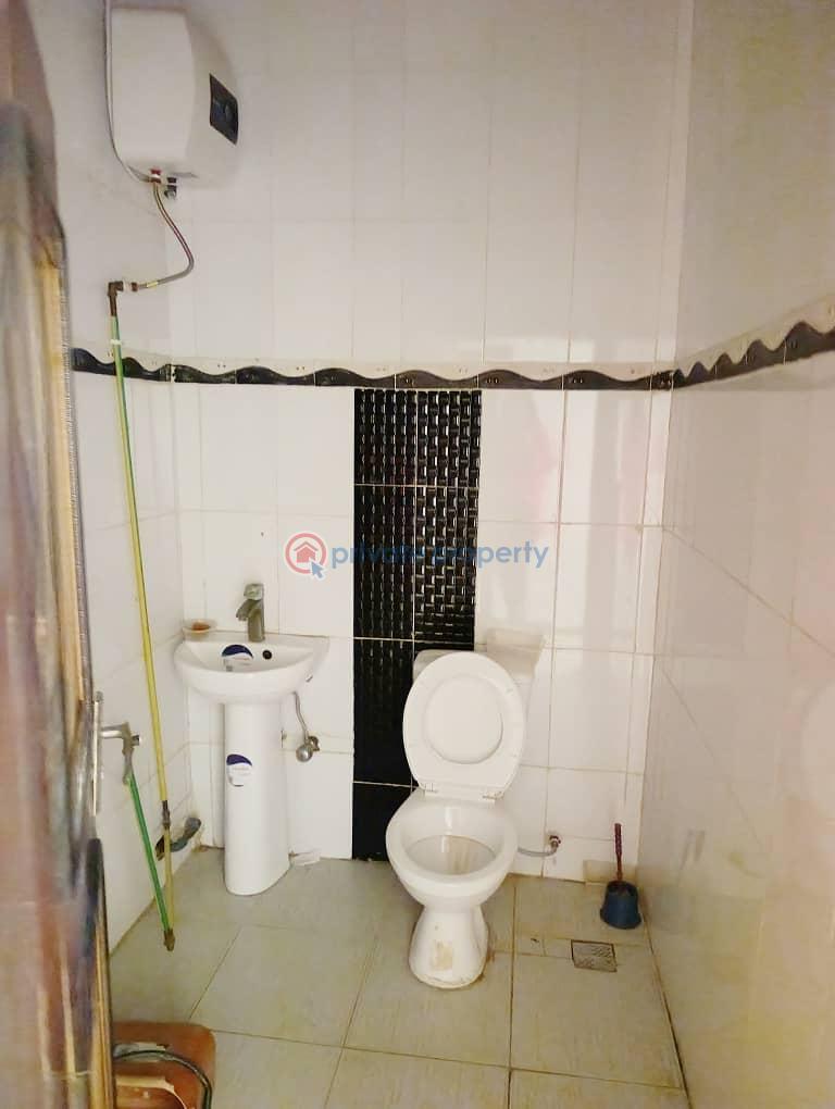 Commercial self service 5 bedroom terrace - 5 5 bedroom Office For Rent Lekki Phase 1 Lagos - 5