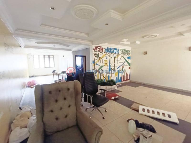 Commercial self service 5 bedroom terrace - 3 5 bedroom Office For Rent Lekki Phase 1 Lagos - 3