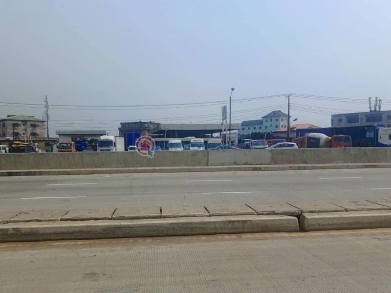 Filling Station For Sale Ijeshatedo Surulere Lagos - 4