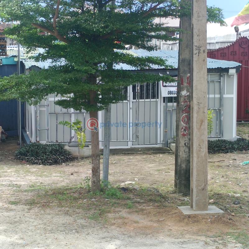 Commercial shop for rent facing express at new road, awoyaya - 4 Office For Rent New Road Awoyaya Awoyaya Ajah Lagos - 4