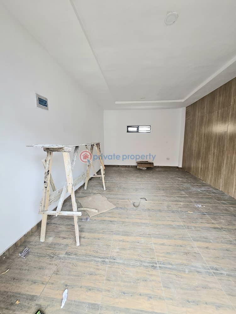 Commercial shop space - 1 1 bedroom Shop For Rent Lekki Phase 1 Lagos - 1